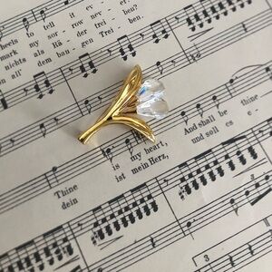 Swarovski Crystal Calla Lily Brooch